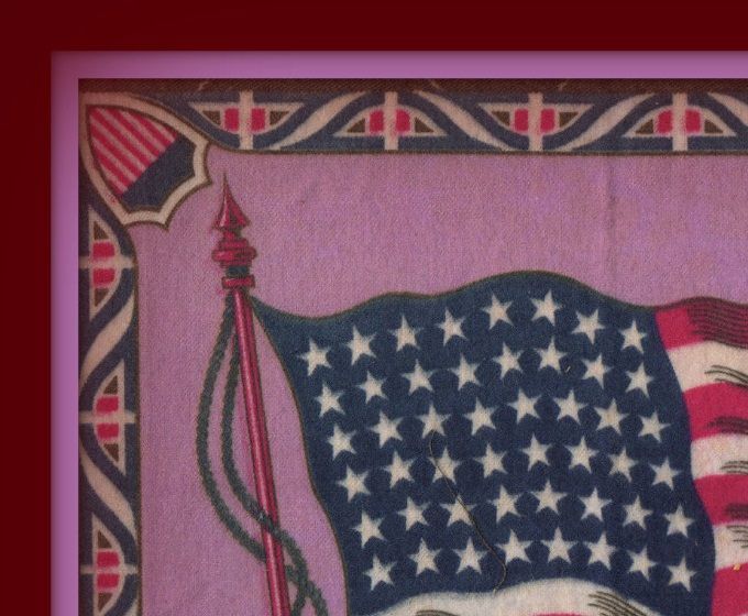  Drapeau Américain - A noter que ce drapeau ne compte que 48 étoiles , alors qu'actuellement il y a 50 étoiles sur le drapeau. 